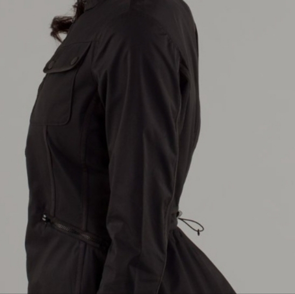 Lululemon black and about jacket - Picture 10 of 12
